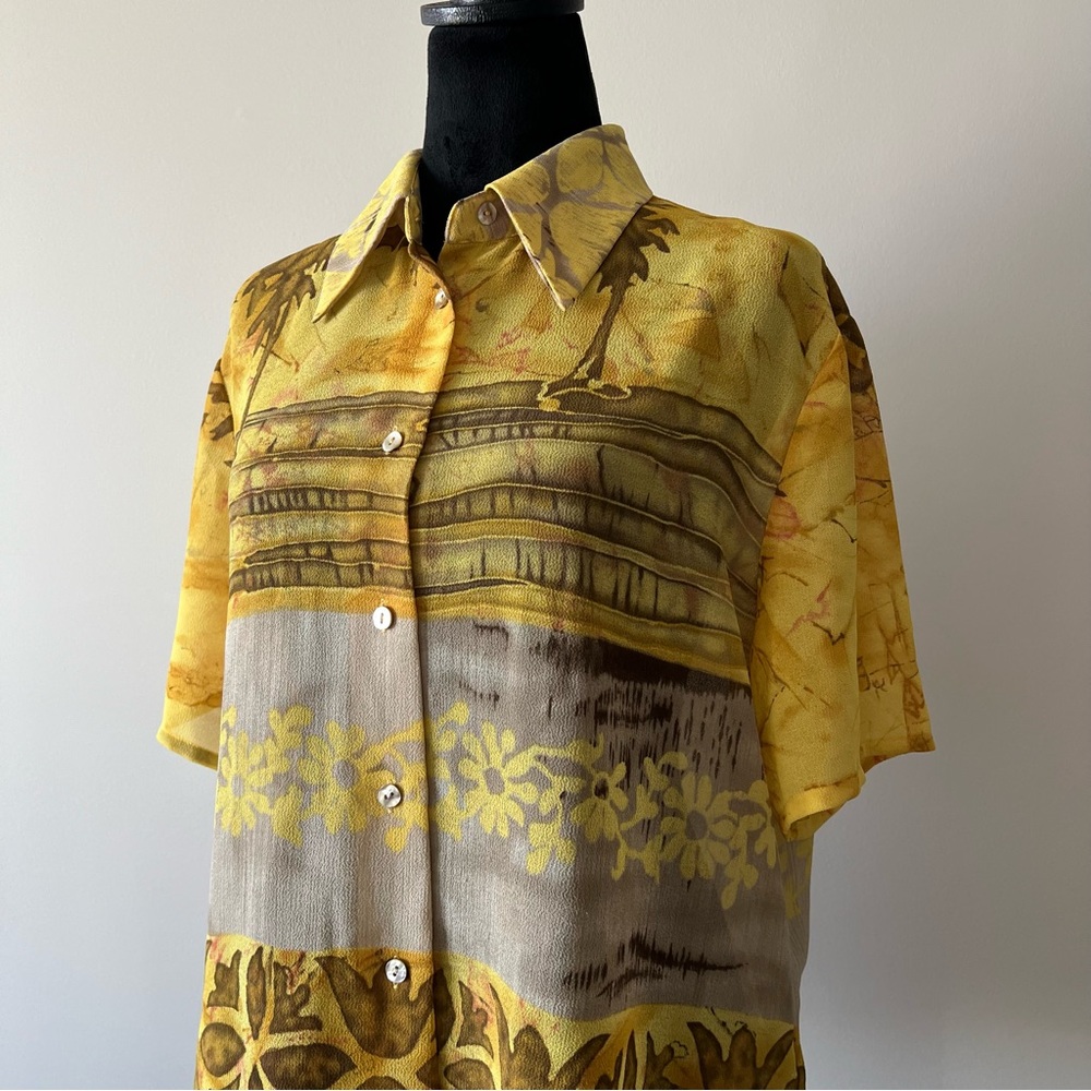 Vintage Hawaiian Yellow Organic Pattern Short Sleeve Button-Up Blouse - Picture 3 of 10